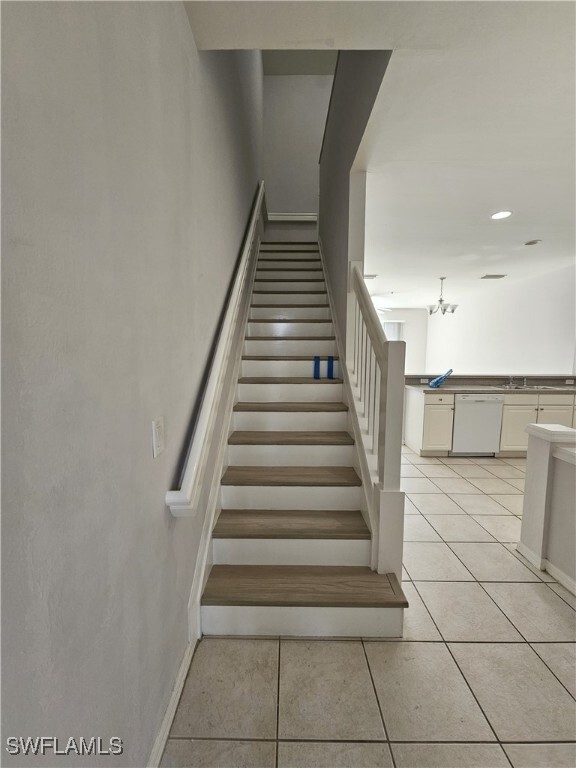 Building Photo - 763 Hampton Cir Building Photo - 763 Hampton Cir