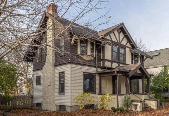 1132 Michigan-1132MICH - 1132 Michigan-1132MICH House