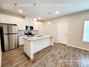 Building Photo - 5700 Sandpiper Ave