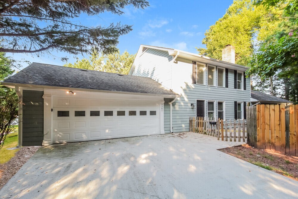 Foto principal - 3387 Pembrook Farm Way SW