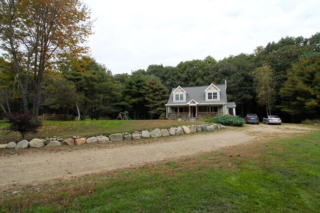 Foto del edificio - 3 Brooks Farm Rd