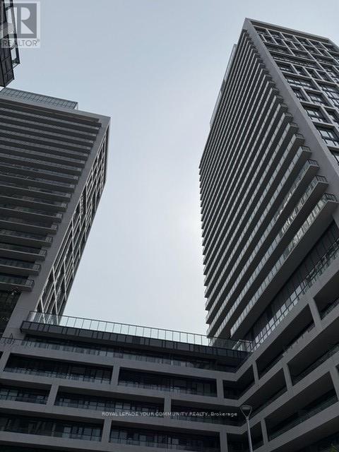 Building Photo - 8960-8960 Jane St