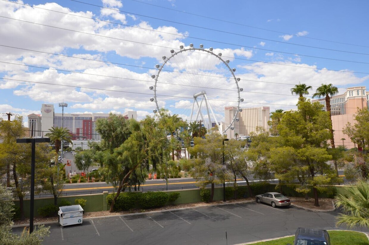 Meridian Fully FURNISHED Condo with Strip... - Meridian  Fully FURNISHED Condo with Strip...