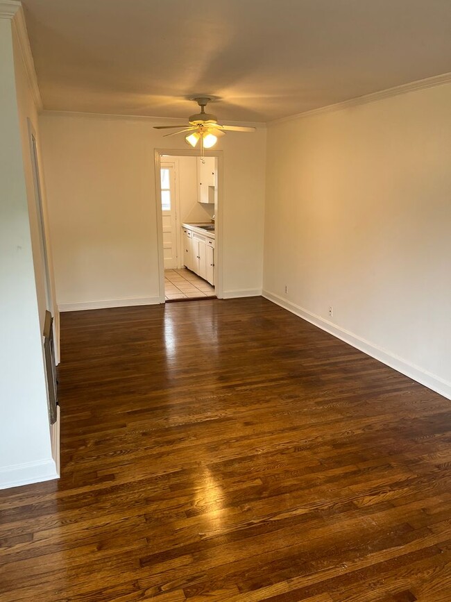 Foto del edificio - 5553 Knob Rd