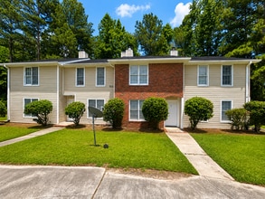 Building Photo - 113 Manorwood Ct
