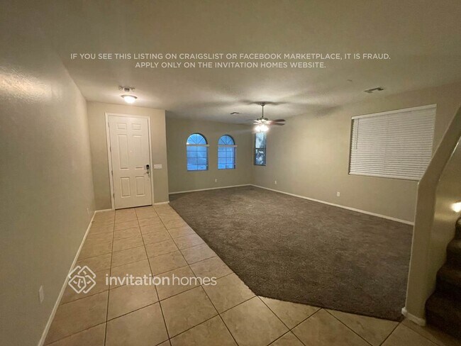 Foto del edificio - 3810 E Chickadee Rd
