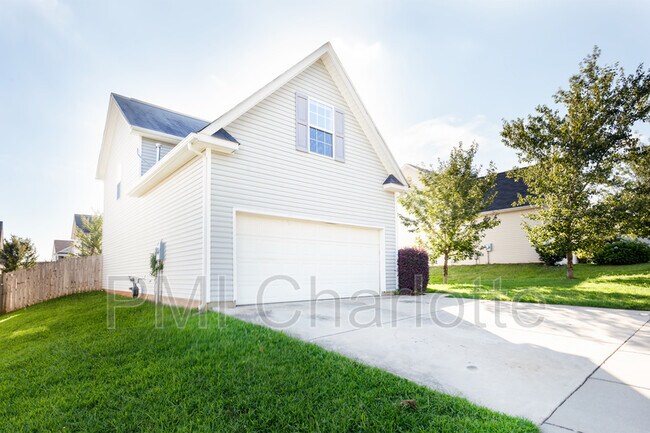 Foto del edificio - 2978 Clover Rd NW
