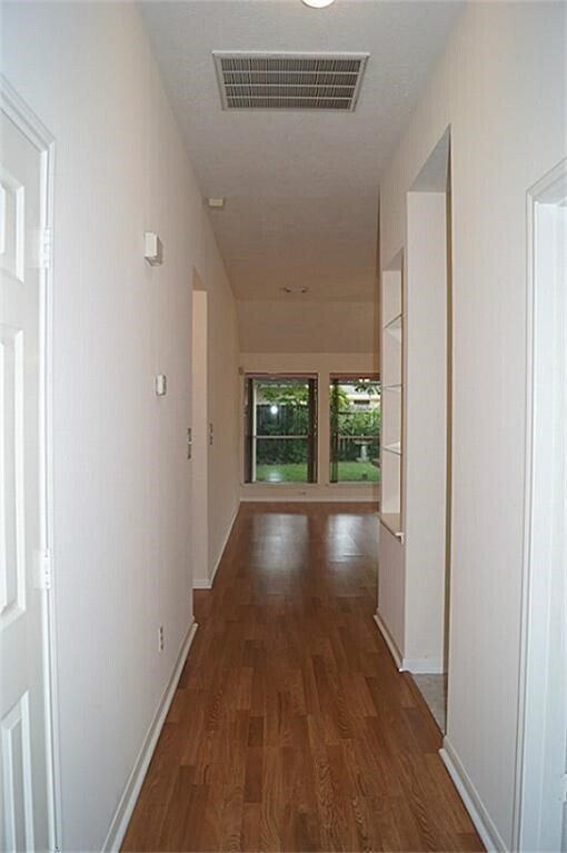 Foto del edificio - 2711 Aspen Ln