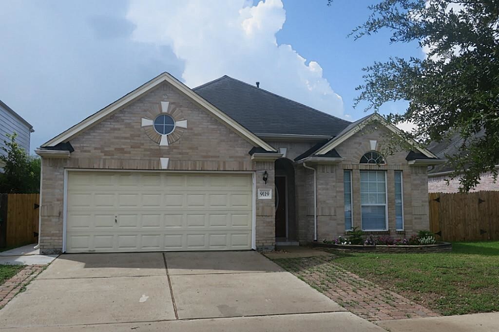 Foto principal - 9119 Clearwood Landing Blvd