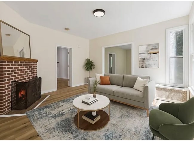 Building Photo - 2416 Harriet Ave