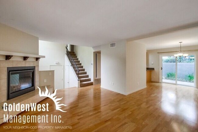 Foto del edificio - Condo 2Bdm 2.5Ba in the Heart of San Diego