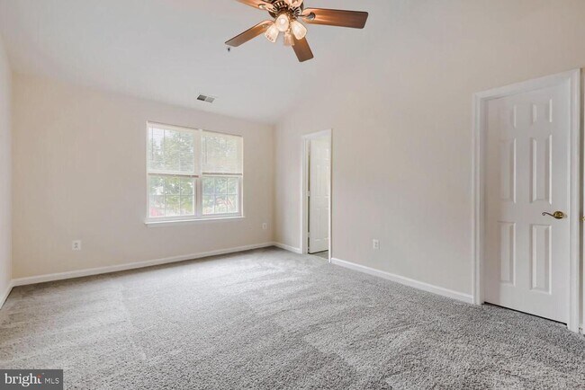 Foto del edificio - 3971 Red Deer Cir