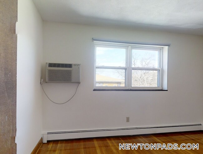 Building Photo - 278 Grove St