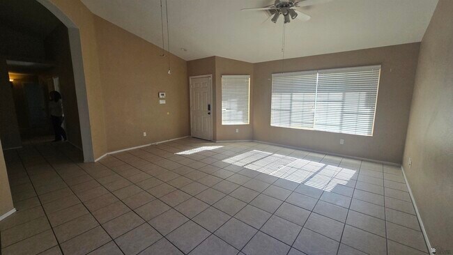 Foto del edificio - 1541 S 34th Ave