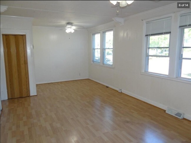 Foto del edificio - 35 Willard St