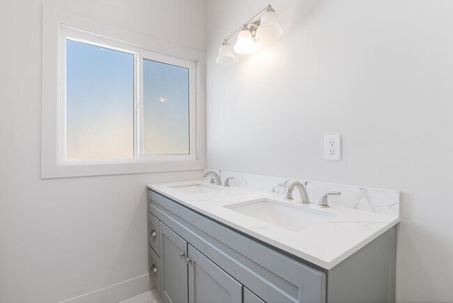 Foto del edificio - 115 S Westmoreland Ave