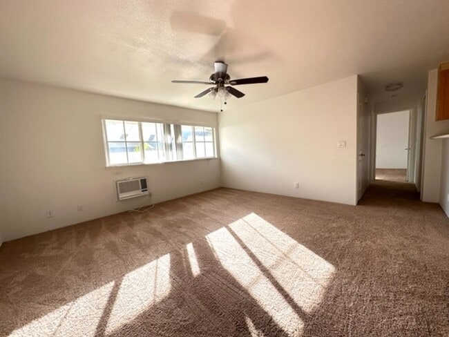 Building Photo - 7142 Hawaii kai Dr