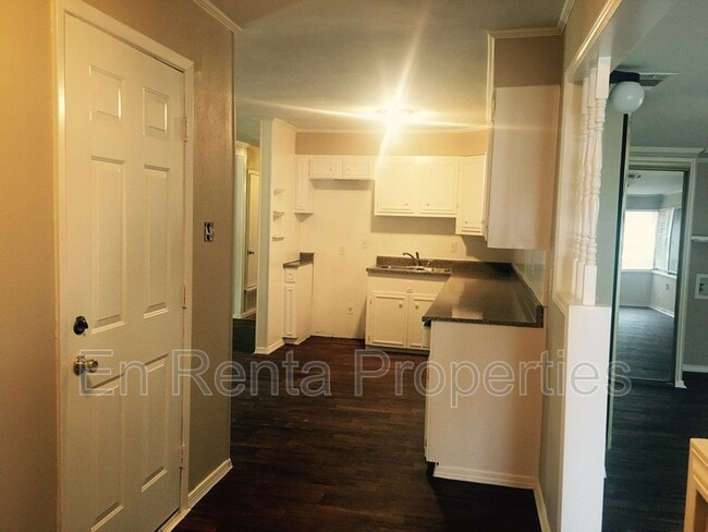Photo - 1414 Lackland St House