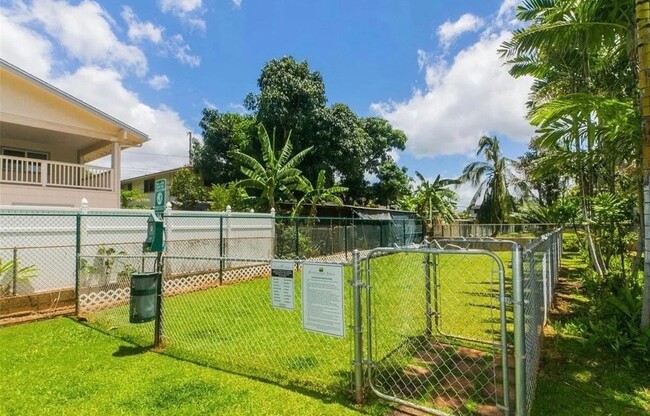 Foto del edificio - 94-302-302 Paiwa St