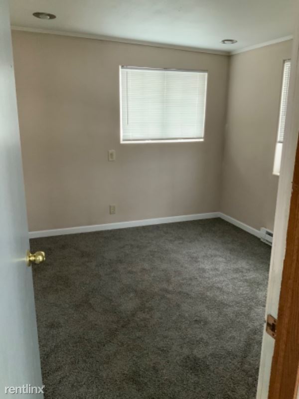 Building Photo - 3 br, 1 bath House - 2507 11th St