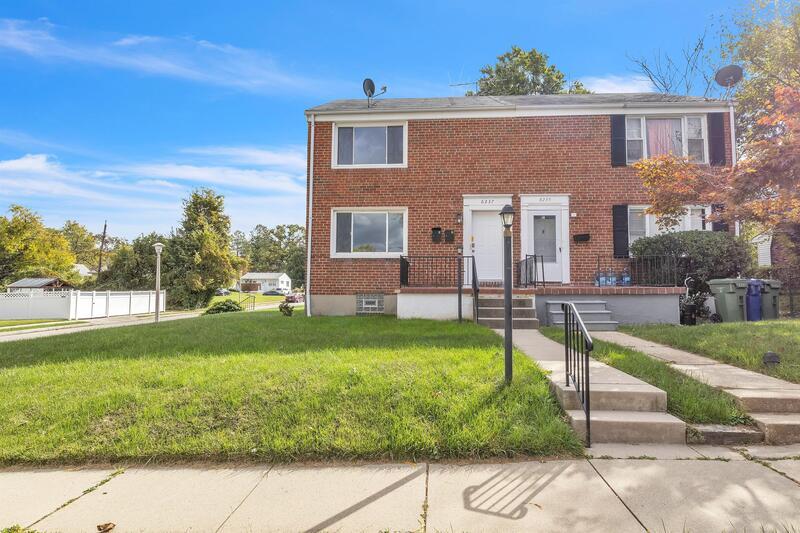 Primary Photo - 6237 Laurelton Ave