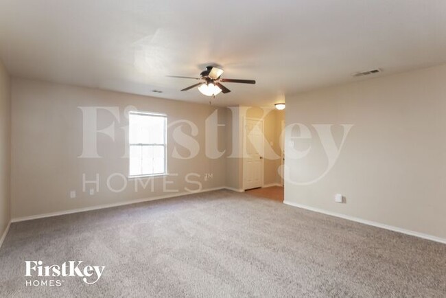 Building Photo - 591 Lentisco Dr