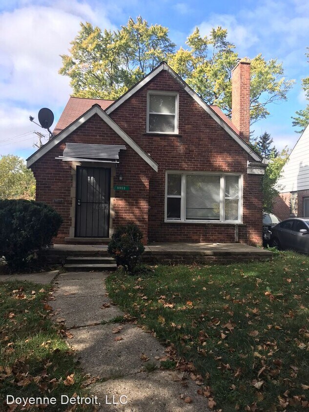 3 br, 2 bath House 9953 Pierson House Rental in Detroit, MI