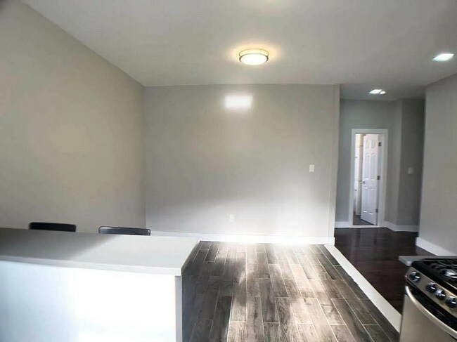 Foto del edificio - 188 Parkside Ave