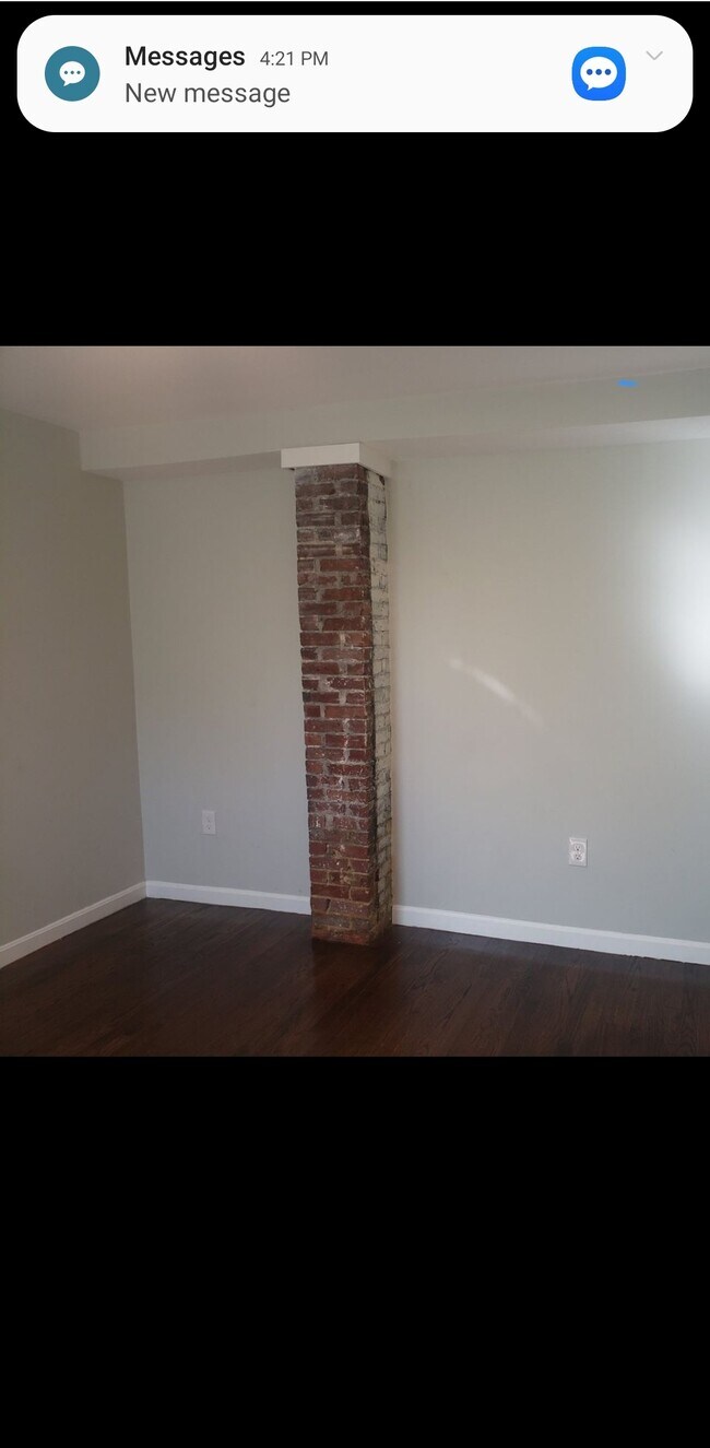 Foto del edificio - 641 Broadway