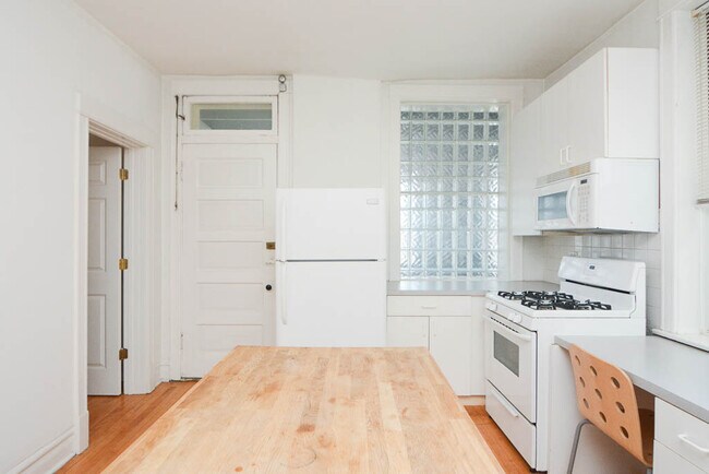 Foto del edificio - 1027 N Honore St