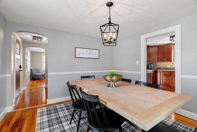 Foto del edificio - 55 Aborn Ave