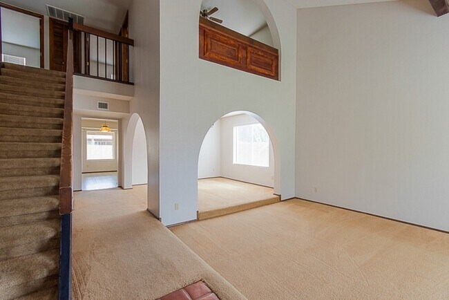 Foto del edificio - 6142 W Sierra St