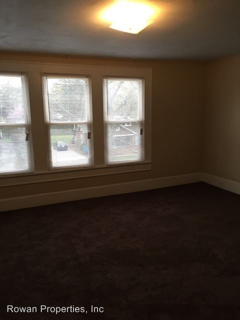Building Photo - 4 br, 2 bath House - 422 W Henderson Street