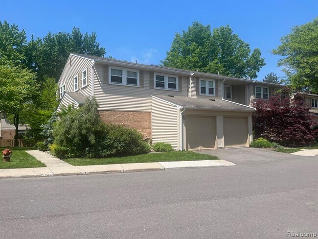 Foto del edificio - 1639 Brentwood