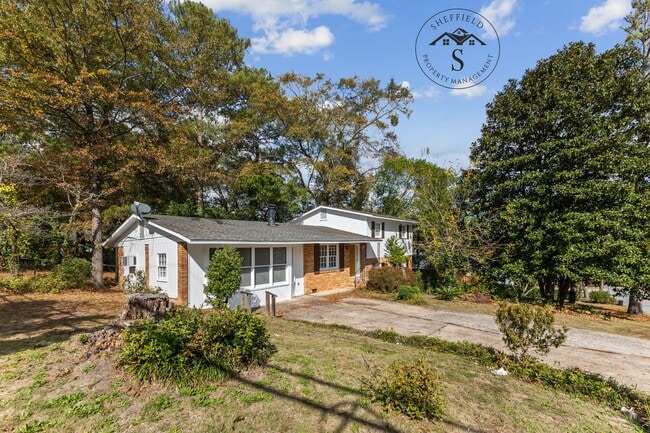 Building Photo - 5511 Canberra Ave