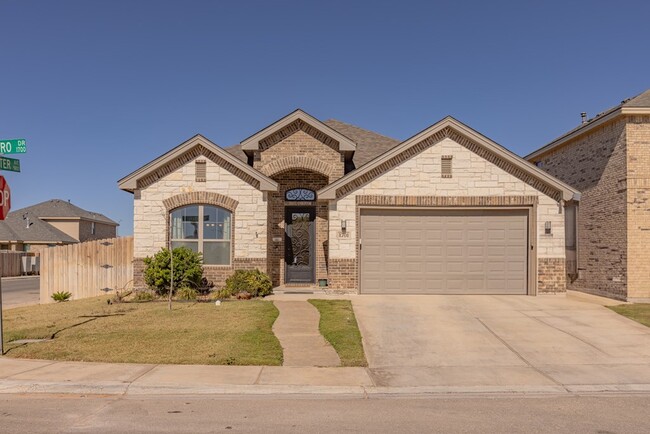 Foto del edificio - 1701 Palo Duro Dr