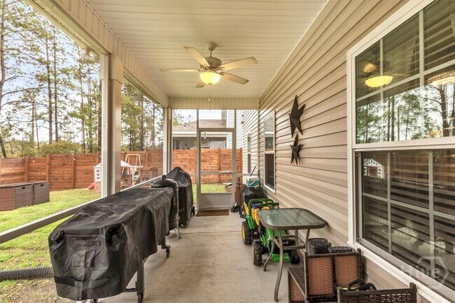 Building Photo - 138 Guana Ln