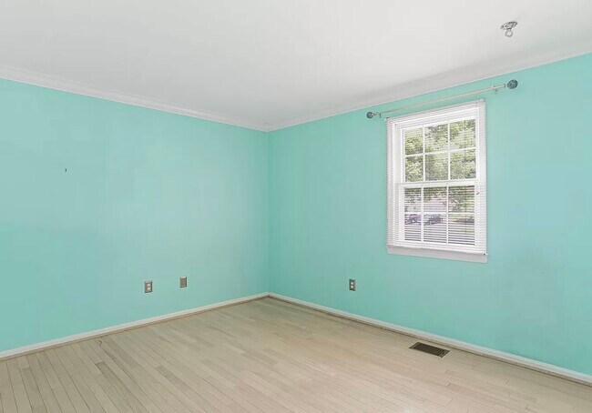 Building Photo - 3820 Palmetto Ct
