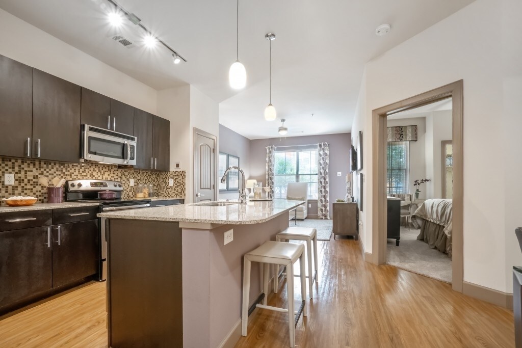 Grapevine Station 1022 Texan Trl Grapevine, TX Apartments for Rent