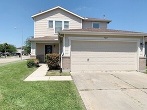 Building Photo - 7207 Liberty Mesa Ln
