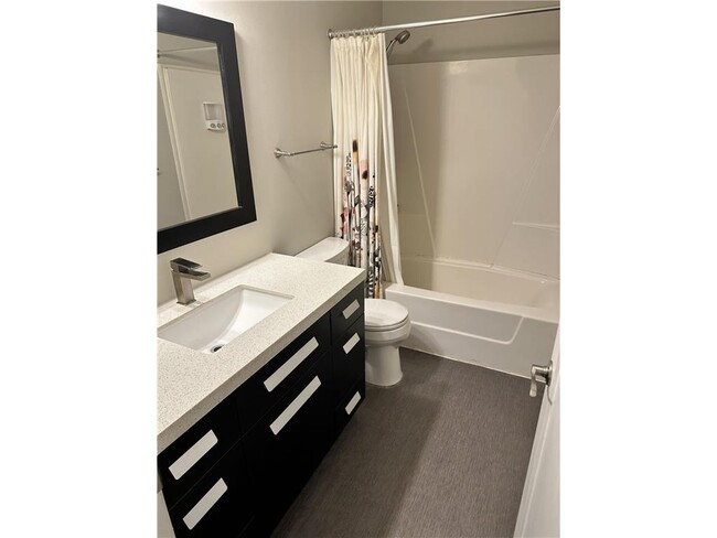 Building Photo - 11940 Ibis St NW