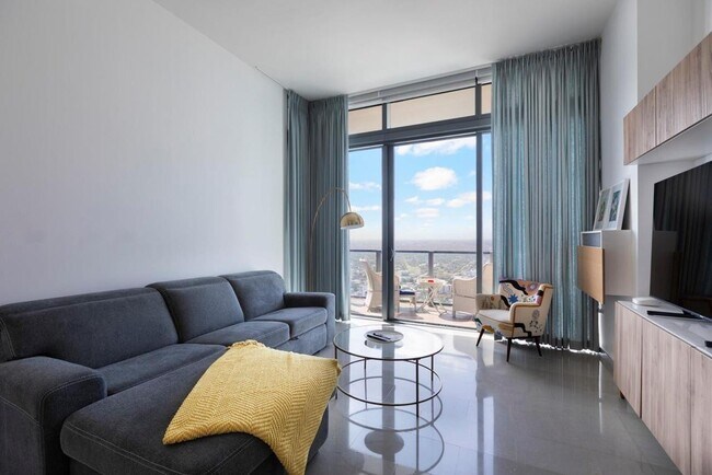 Foto del edificio - 88 SW 7th St