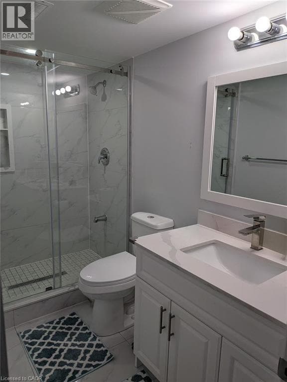 Building Photo - 285 Woodbine Ave