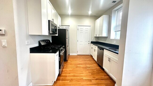 Foto del edificio - 1145 W Lunt Ave