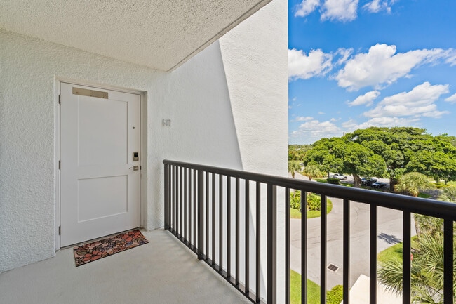Building Photo - 1748 Jupiter Cove Dr
