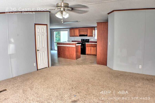 Building Photo - 236 Castle Rock