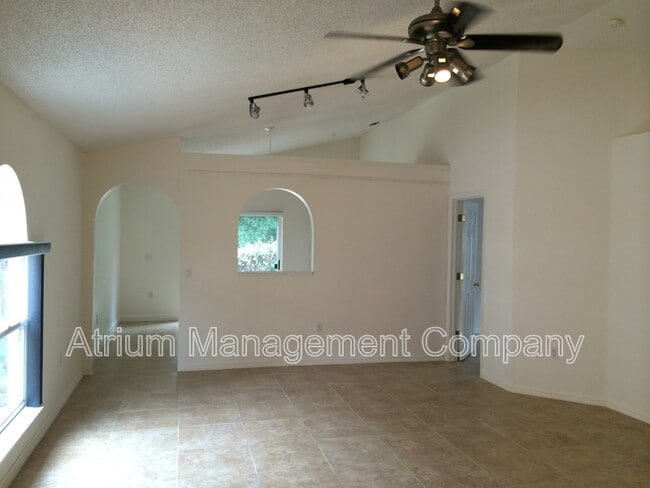 Building Photo - 371 Placid Lake Dr