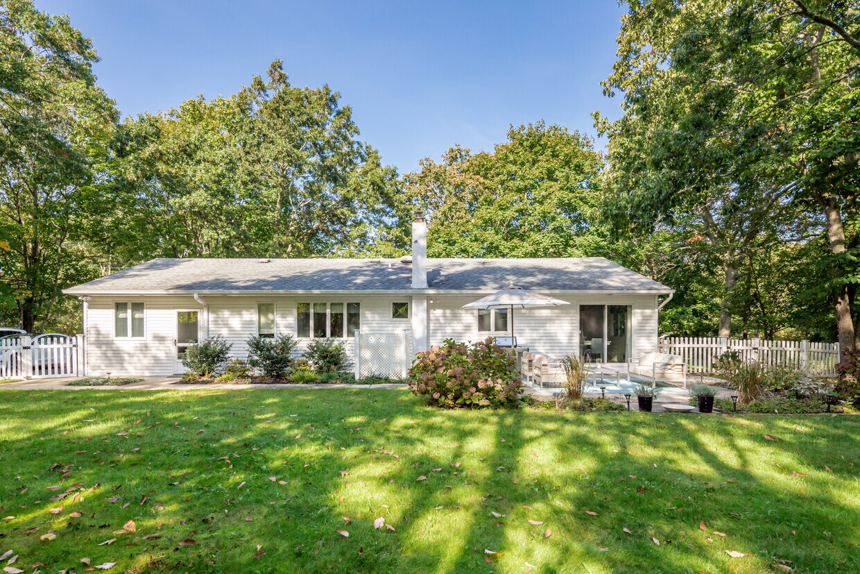 Foto principal - 20 Ridge Rd W