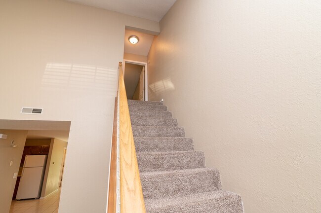 Building Photo - 2506 Foxbar