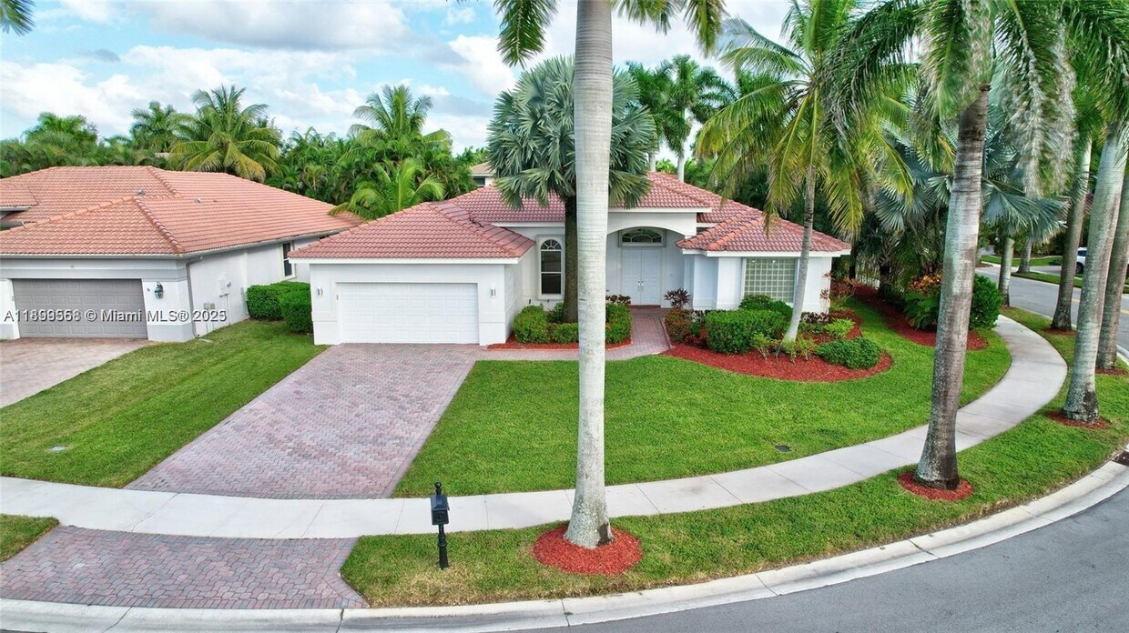 Primary Photo - 1709 Victoria Pointe Cir